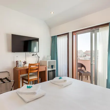 Viravento - & Creative Space Hostel Espinho