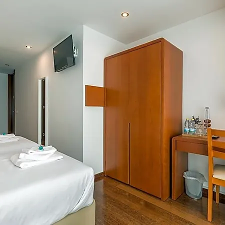 Viravento - & Creative Space Hostel Espinho (Aveiro)